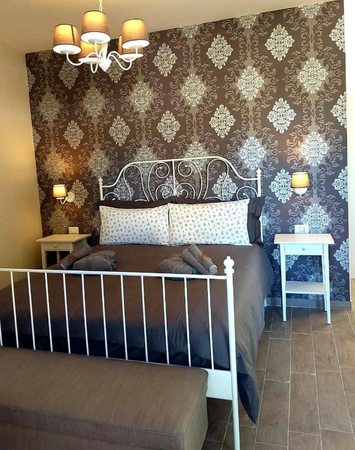 הוילה Belvedere Ostrense La Collina Dei Cavalieri מראה חיצוני תמונה
