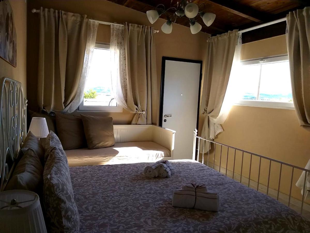 הוילה Belvedere Ostrense La Collina Dei Cavalieri מראה חיצוני תמונה